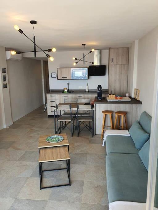 Front Mer - Sublime Appartement Moderne Et Confortable Estepona Buitenkant foto