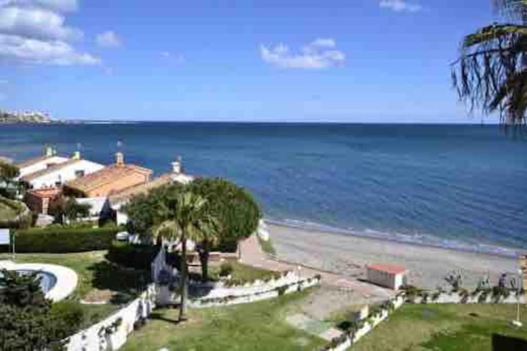 Front Mer - Sublime Appartement Moderne Et Confortable Estepona Buitenkant foto